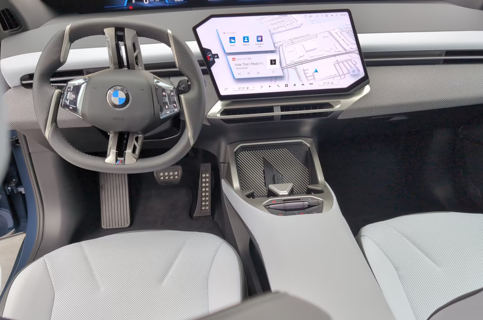 BMW iX3 50 xDrive Msport | SKLADEM | NĚMECKÉ PŘEDVÁDĚCÍ AUTO | NA DOVOZ | IHNED K PŘEDÁNÍ | ELEKTRO SUV | MODRÁ METALÍZA | BÍLÁ KŮŽE | PLNÁ VÝBAVA | NÁKUP ONLINE | AUTOiBUY.com